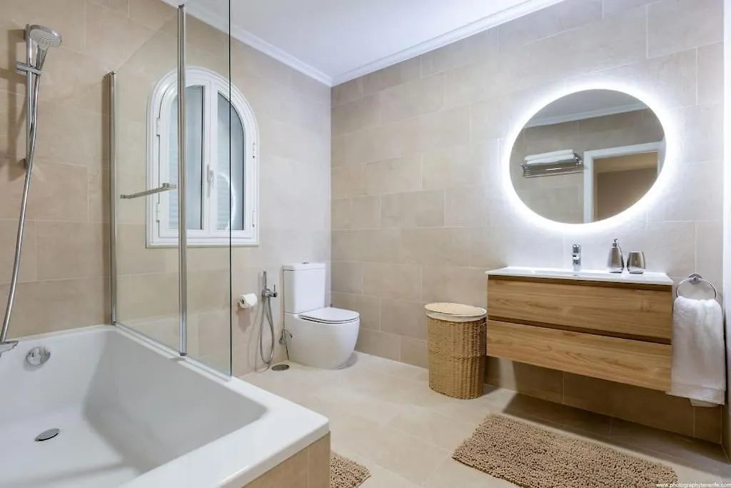 Villa Townhouse Jardines 47 Costa Adeje 3 Or 4 Bedrooms Spain