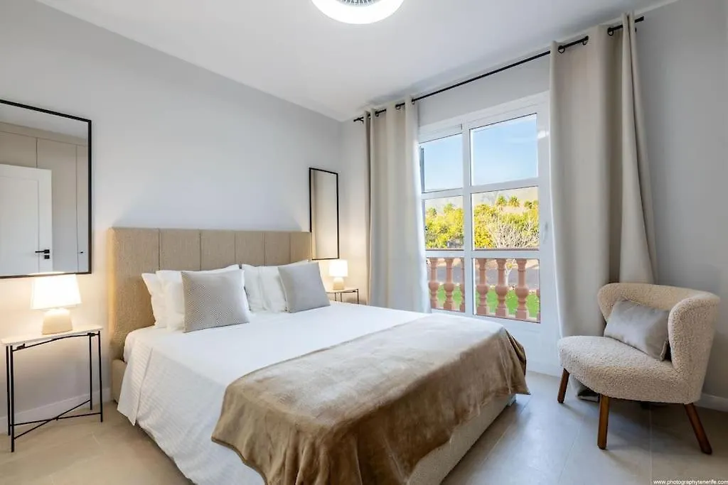 Villa Townhouse Jardines 47 Costa Adeje 3 Or 4 Bedrooms