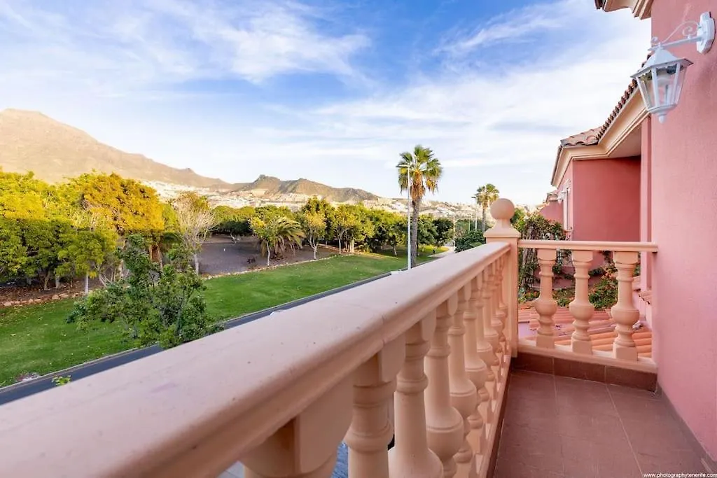 Willa Townhouse Jardines 47 Costa Adeje 3 Or 4 Bedrooms