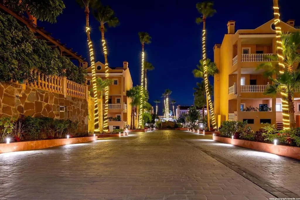Townhouse Jardines 47 Costa Adeje 3 Or 4 Bedrooms 0*, Costa Adeje (Tenerife) Hiszpania